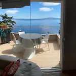 Dinka Vip 아파트