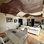 아파트 Dinka Vip *