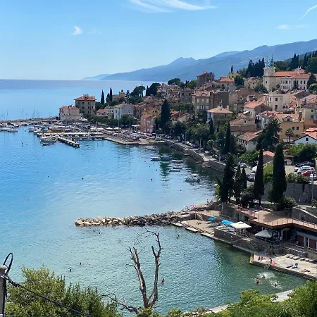 Dinka Vip Opatija