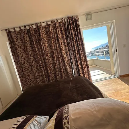 Dinka Vip Apartamento *