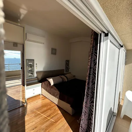 Dinka Vip Apartamento